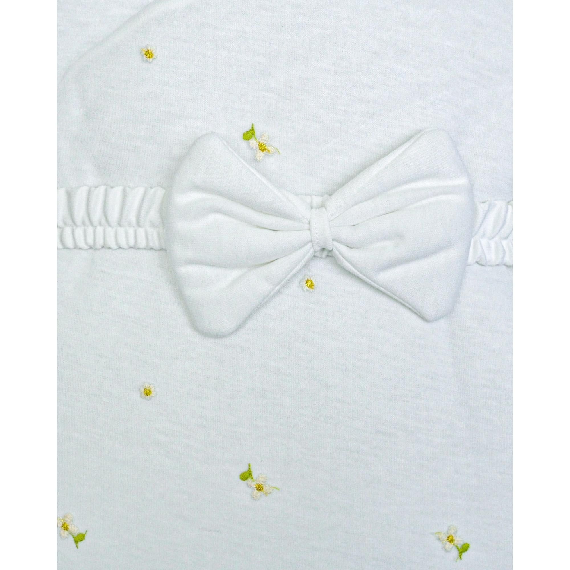 White Formal Carry Nest