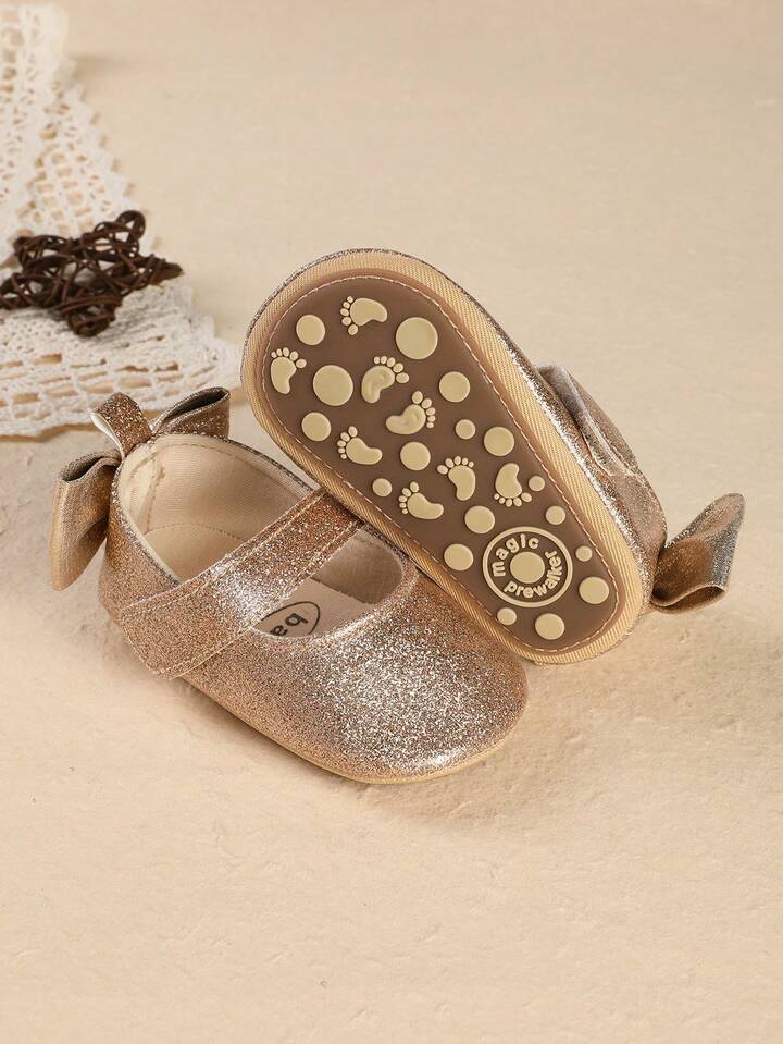 Golden Pre walker Pumpes