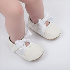 Baby Girl White Bow Pre Walker Pumps