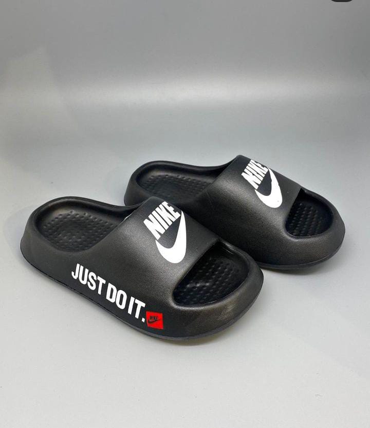 Black Nike Slippers