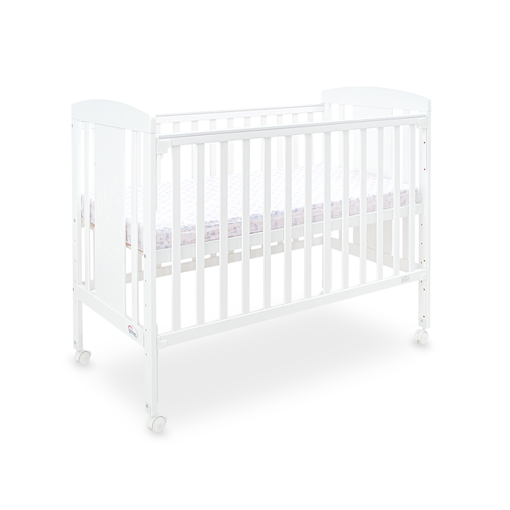 WOODEN COT – WHITE